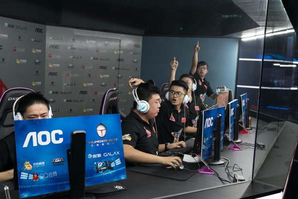 某个关键进 某个关键进