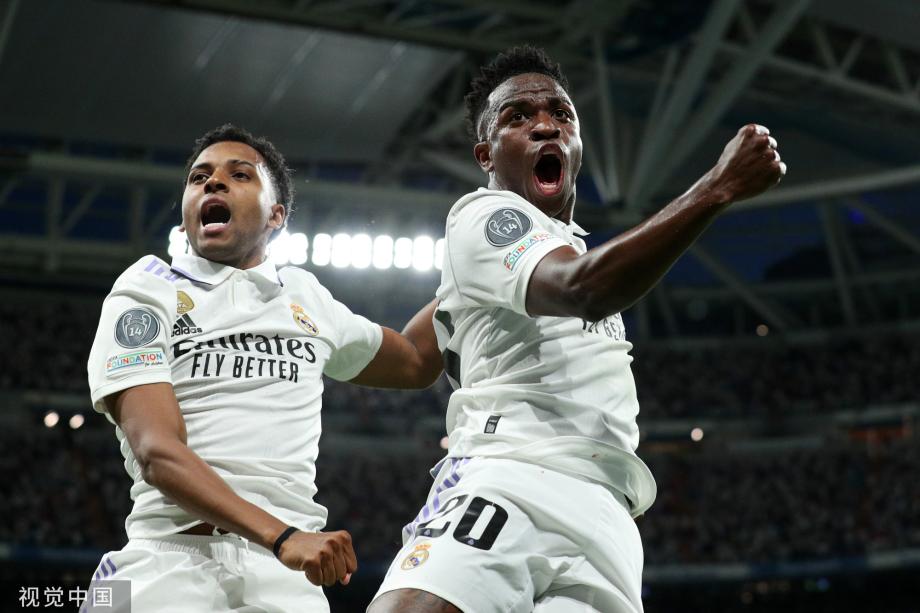 当三位骑士 当三位骑士