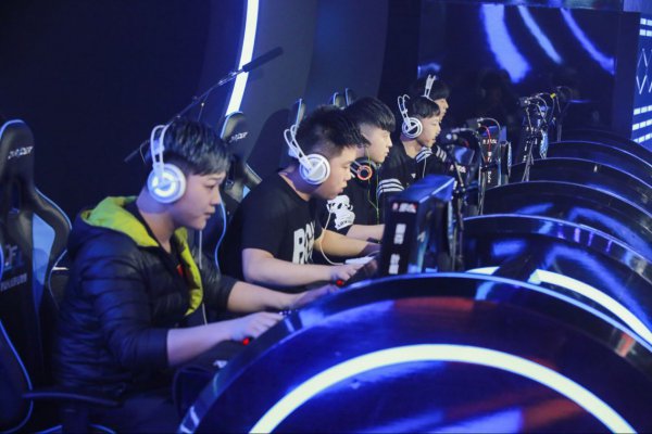 以运动员为 以运动员为