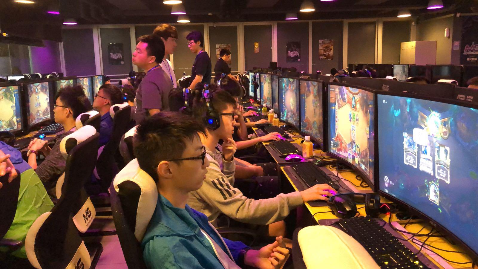 却存在较大 却存在较大