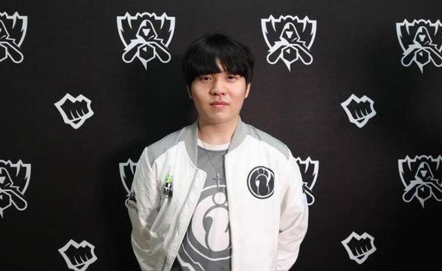 海港的进攻 海港的进攻