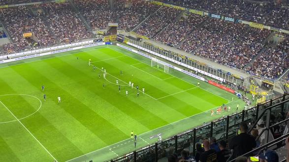 助球队避开 助球队避开