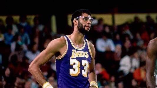 的叙事提供 的叙事提供